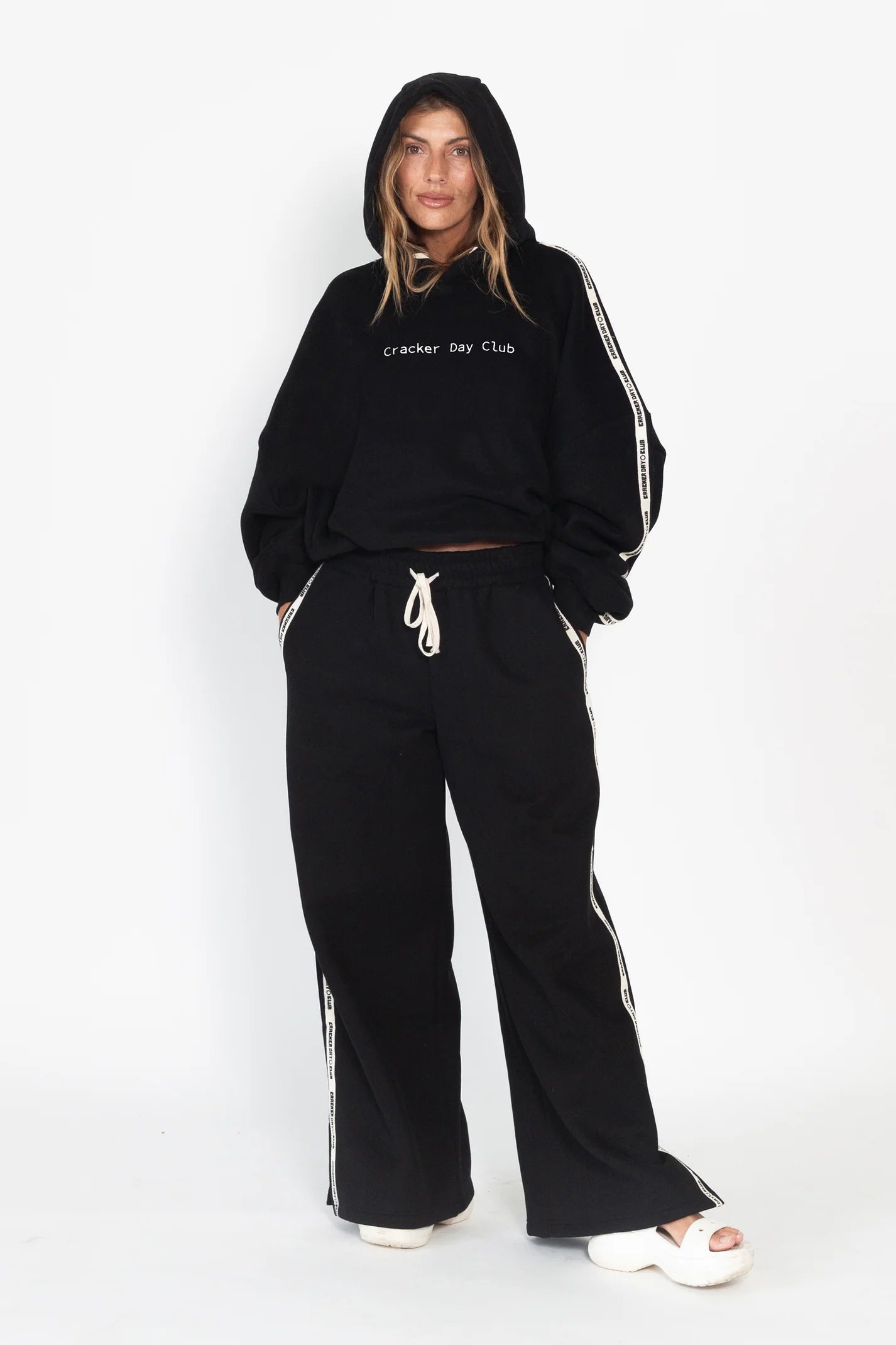 Cloud Racer Hoodie | Black-3
